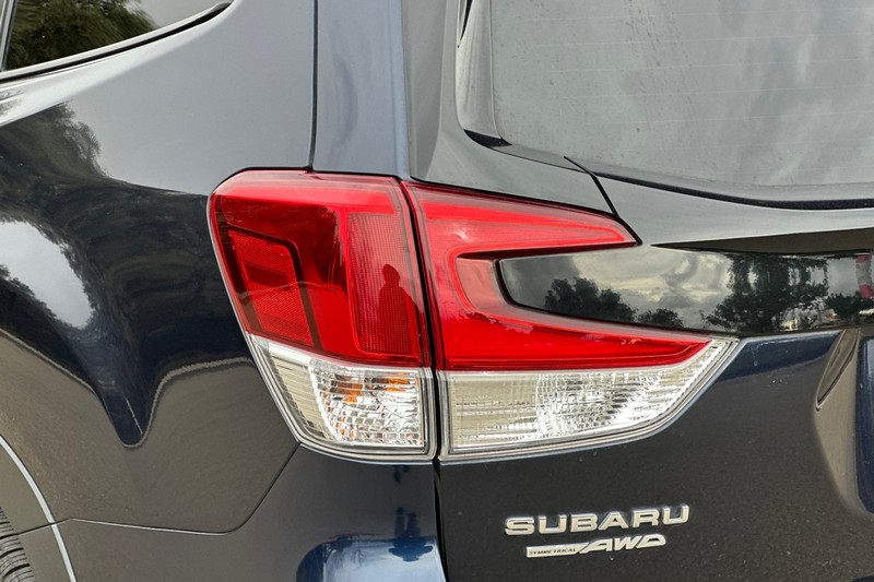 Subaru Forester Vehicle Full-screen Gallery Image 49