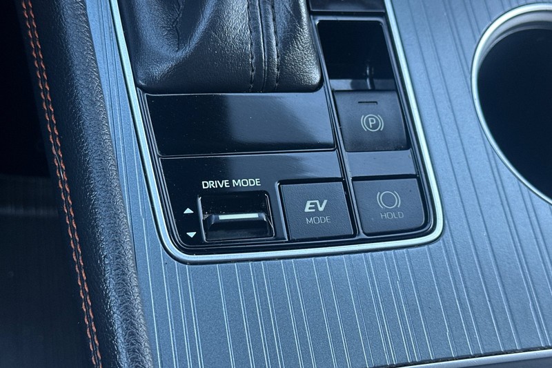 Toyota Sienna Vehicle Full-screen Gallery Image 33