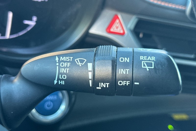 Toyota Sienna Vehicle Full-screen Gallery Image 41