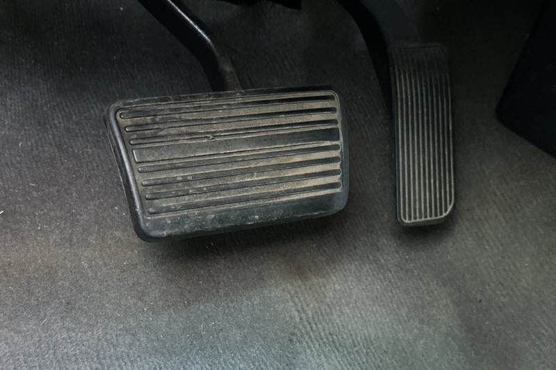 GMC Sierra 2500HD Vehicle Full-screen Gallery Image 40