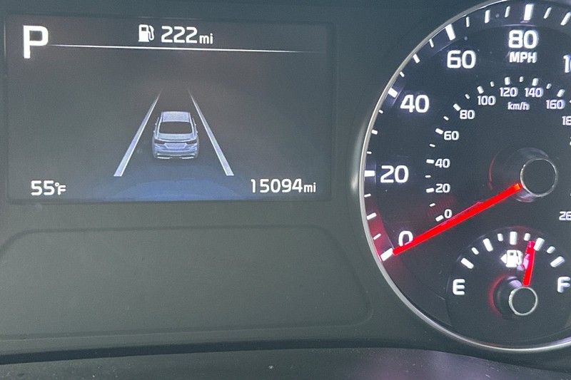 Kia Forte Vehicle Full-screen Gallery Image 39