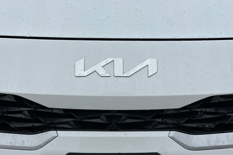 Kia Forte Vehicle Full-screen Gallery Image 44