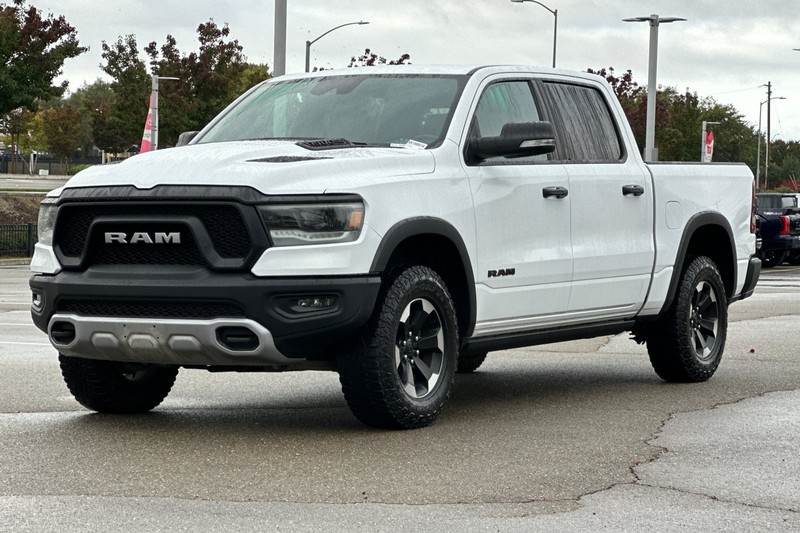 Ram 1500 Vehicle Full-screen Gallery Image 08