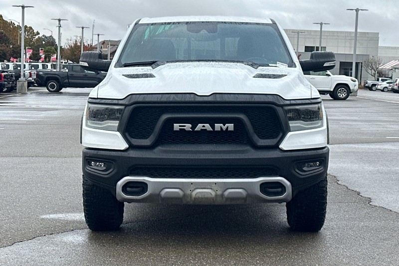 Ram 1500 Vehicle Full-screen Gallery Image 09