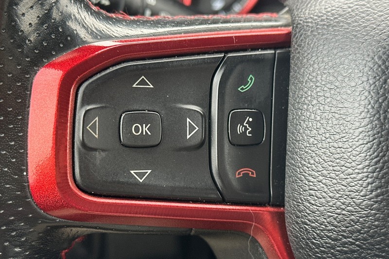 Ram 1500 Vehicle Full-screen Gallery Image 35