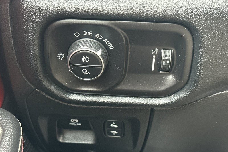 Ram 1500 Vehicle Full-screen Gallery Image 40