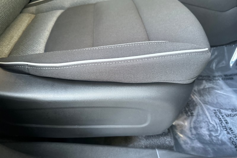 Chevrolet Trailblazer Vehicle Full-screen Gallery Image 23