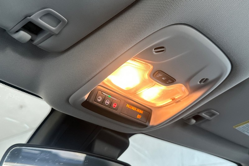 Chevrolet Trailblazer Vehicle Full-screen Gallery Image 24