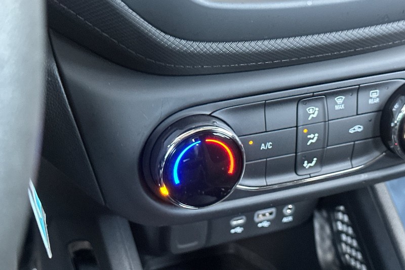 Chevrolet Trailblazer Vehicle Full-screen Gallery Image 29