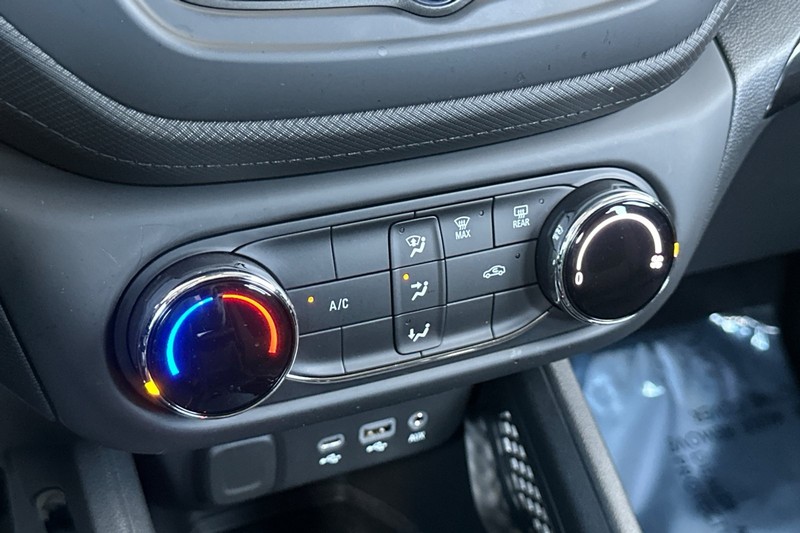 Chevrolet Trailblazer Vehicle Full-screen Gallery Image 31