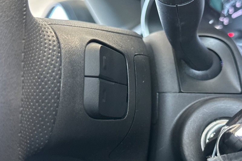 Chevrolet Trailblazer Vehicle Full-screen Gallery Image 38