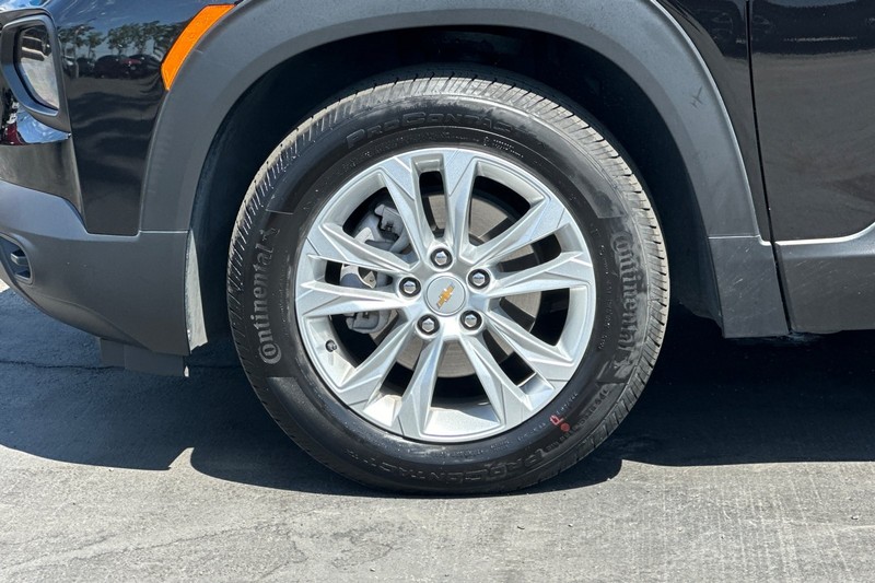 Chevrolet Trailblazer Vehicle Full-screen Gallery Image 43