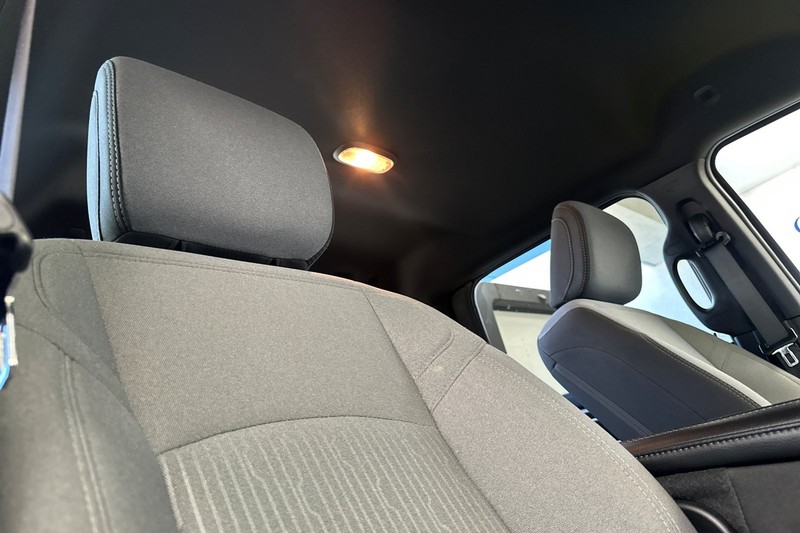 Ram 2500 Vehicle Full-screen Gallery Image 19