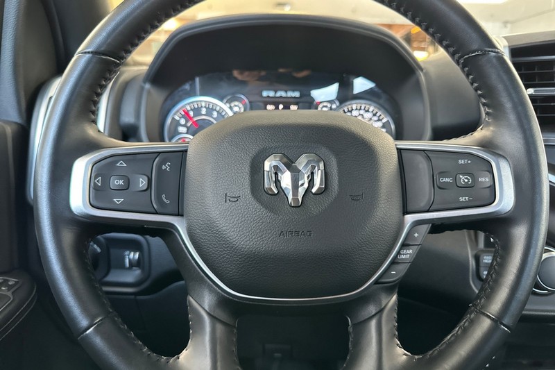 Ram 2500 Vehicle Full-screen Gallery Image 34