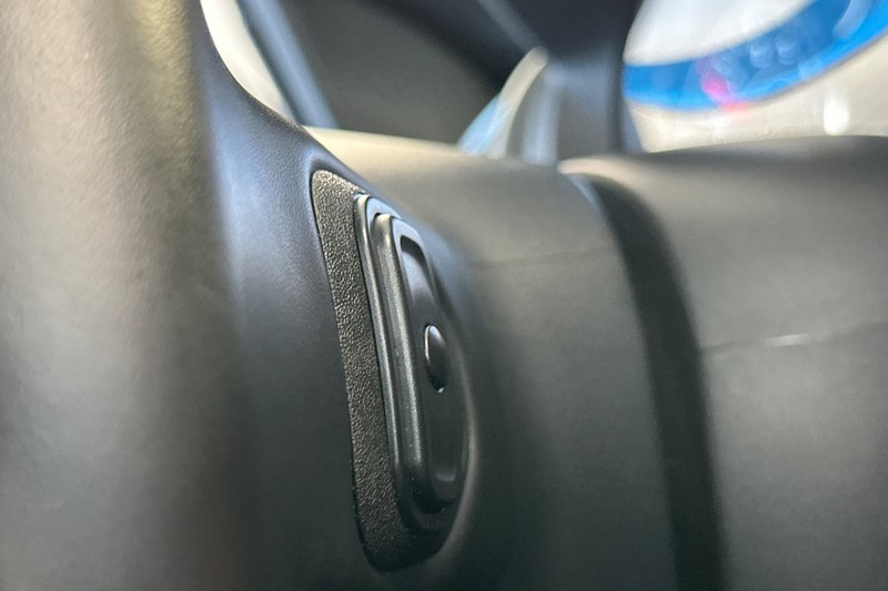 Ram 2500 Vehicle Full-screen Gallery Image 38