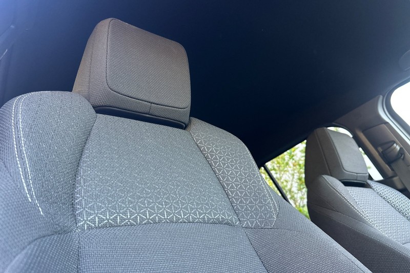 Toyota 4Runner Vehicle Full-screen Gallery Image 20