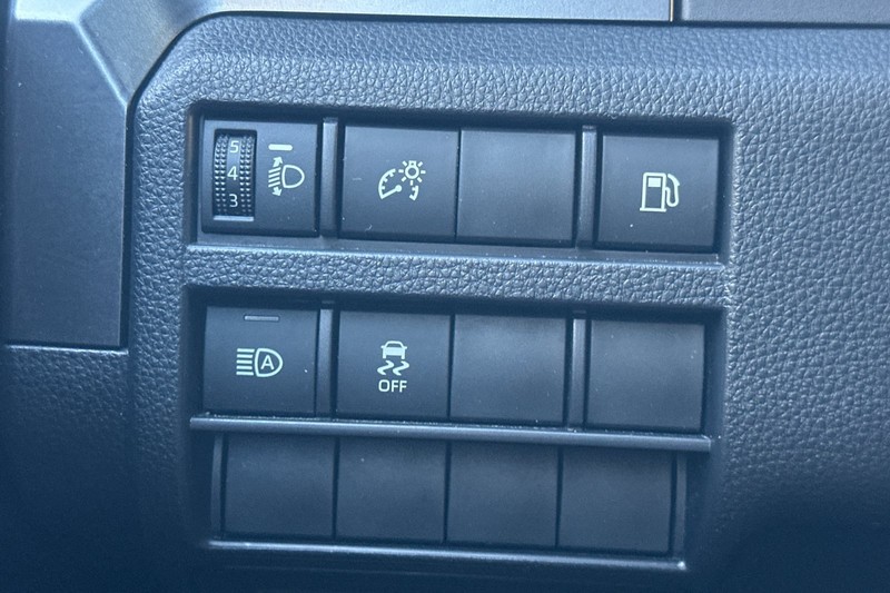 Toyota 4Runner Vehicle Full-screen Gallery Image 43