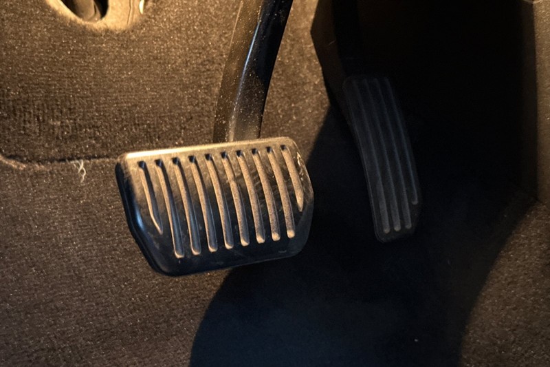 Land Rover Discovery Sport Vehicle Full-screen Gallery Image 44