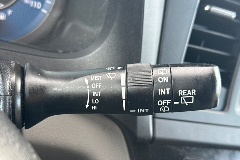 Toyota Sienna Vehicle Full-screen Gallery Image 39