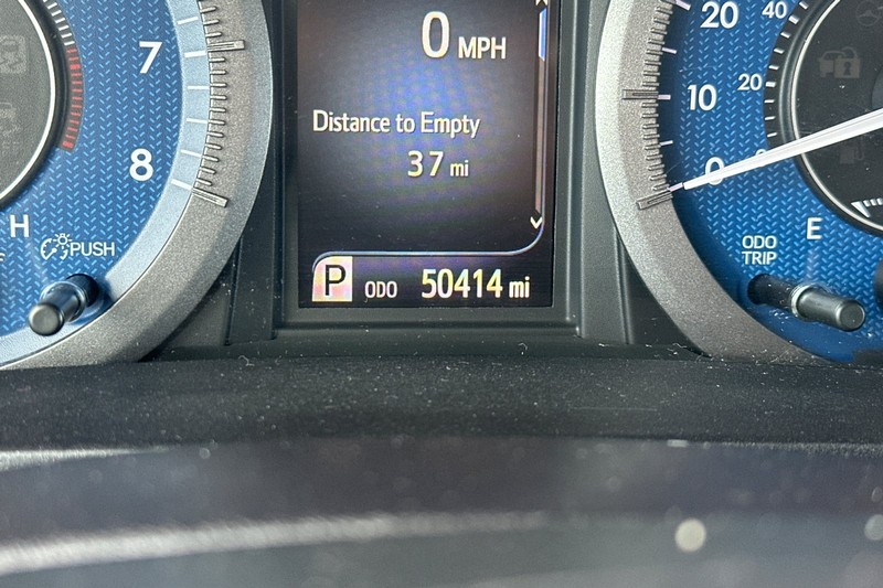 Toyota Sienna Vehicle Full-screen Gallery Image 41