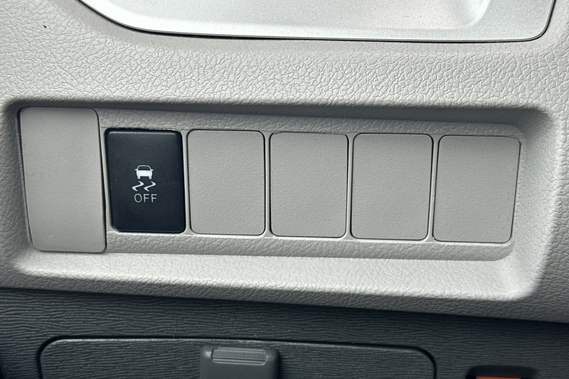 Toyota Sienna Vehicle Full-screen Gallery Image 42