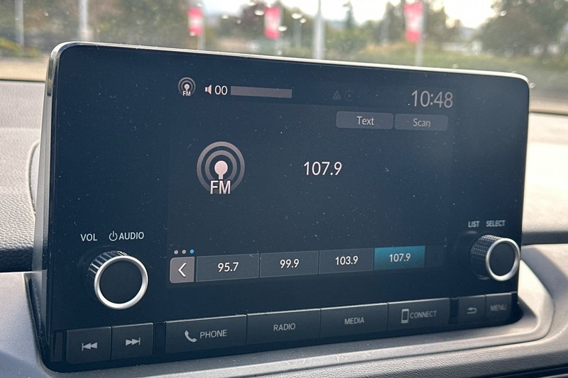 Honda Accord Sedan Vehicle Full-screen Gallery Image 25