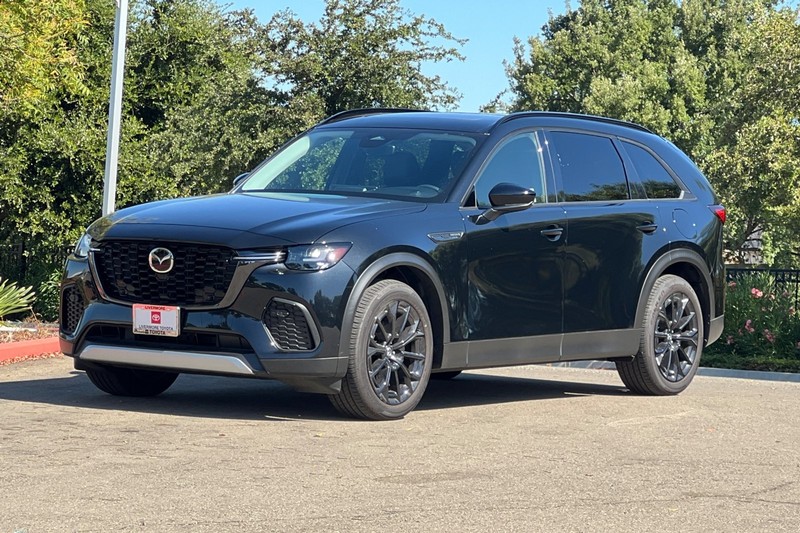 Mazda CX-70 Vehicle Full-screen Gallery Image 08