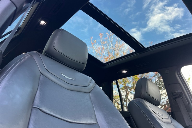 Cadillac XT6 Vehicle Full-screen Gallery Image 20