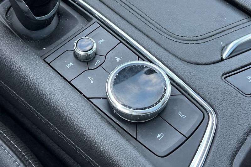 Cadillac XT6 Vehicle Full-screen Gallery Image 32