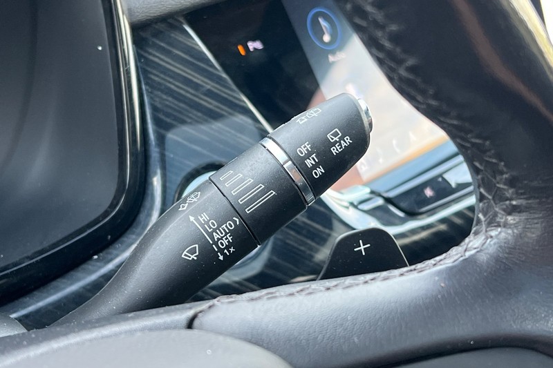 Cadillac XT6 Vehicle Full-screen Gallery Image 40