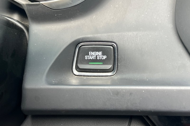 Chevrolet Camaro Vehicle Full-screen Gallery Image 32