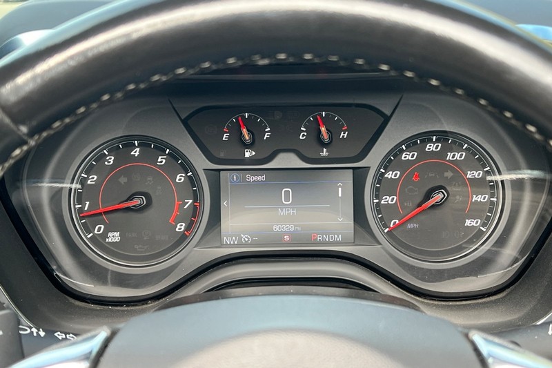 Chevrolet Camaro Vehicle Full-screen Gallery Image 38