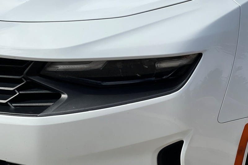 Chevrolet Camaro Vehicle Full-screen Gallery Image 48