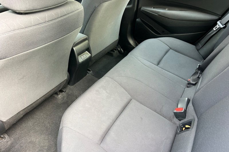 Toyota Corolla Vehicle Full-screen Gallery Image 14