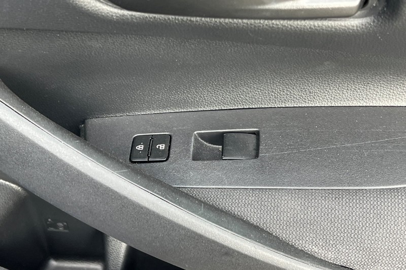 Toyota Corolla Vehicle Full-screen Gallery Image 21