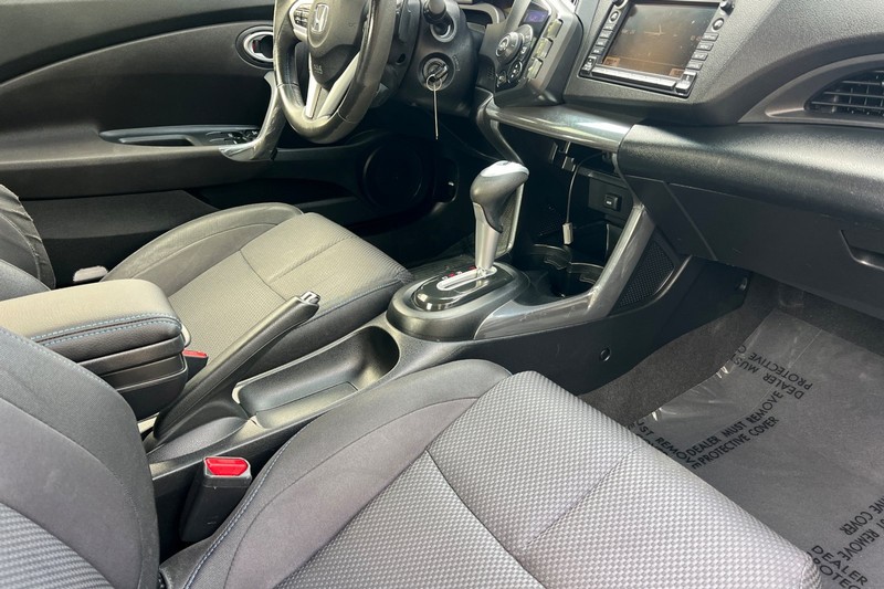 Honda CR-Z Vehicle Full-screen Gallery Image 15