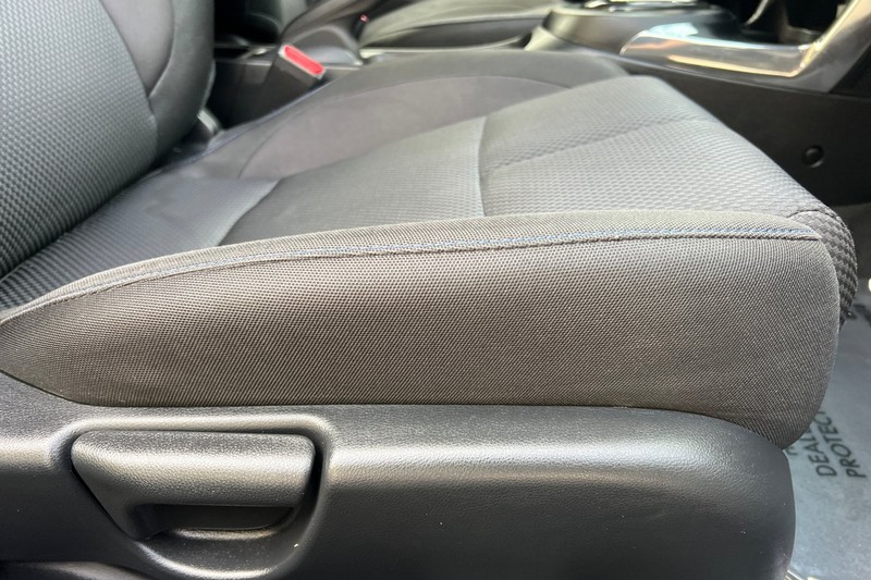 Honda CR-Z Vehicle Full-screen Gallery Image 19