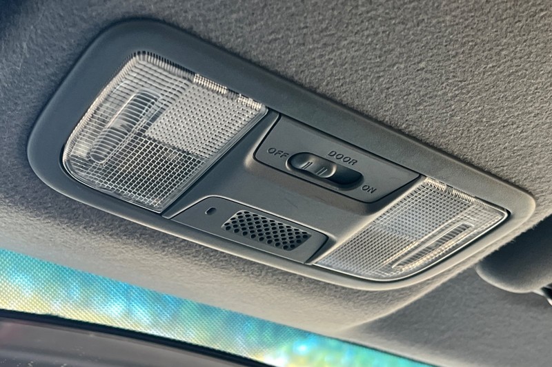 Honda CR-Z Vehicle Full-screen Gallery Image 20