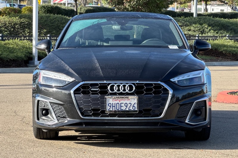 Audi A5 Sportback Vehicle Full-screen Gallery Image 09