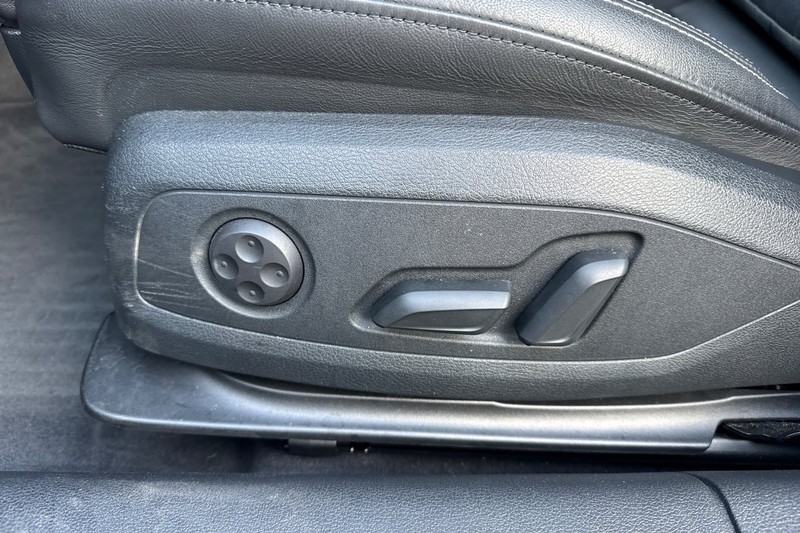 Audi A5 Sportback Vehicle Full-screen Gallery Image 13