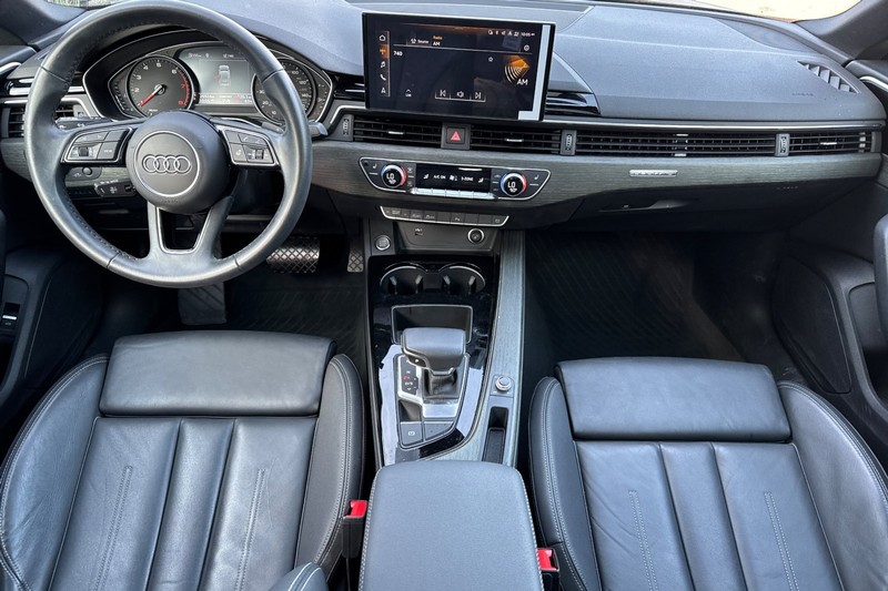 Audi A5 Sportback Vehicle Full-screen Gallery Image 15