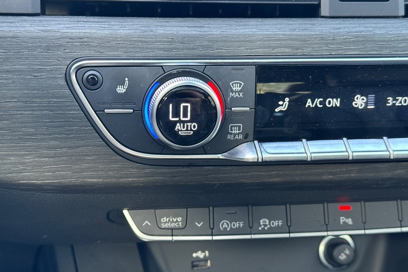 Audi A5 Sportback Vehicle Full-screen Gallery Image 29