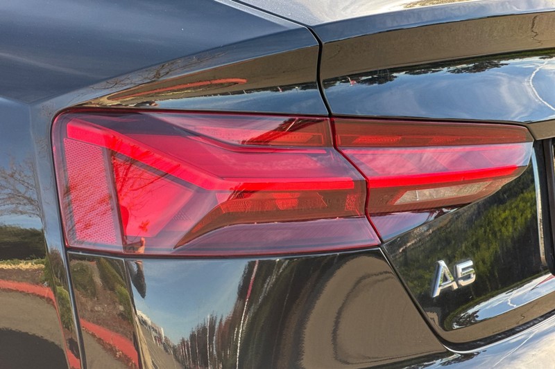 Audi A5 Sportback Vehicle Full-screen Gallery Image 48