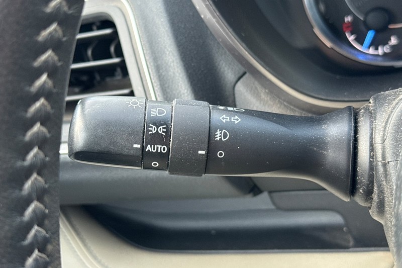 Subaru Ascent Vehicle Full-screen Gallery Image 36