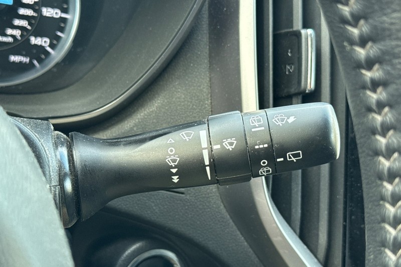 Subaru Ascent Vehicle Full-screen Gallery Image 38