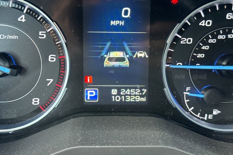 Subaru Ascent Vehicle Full-screen Gallery Image 40