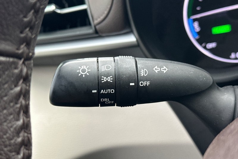 Toyota Sienna Vehicle Full-screen Gallery Image 38