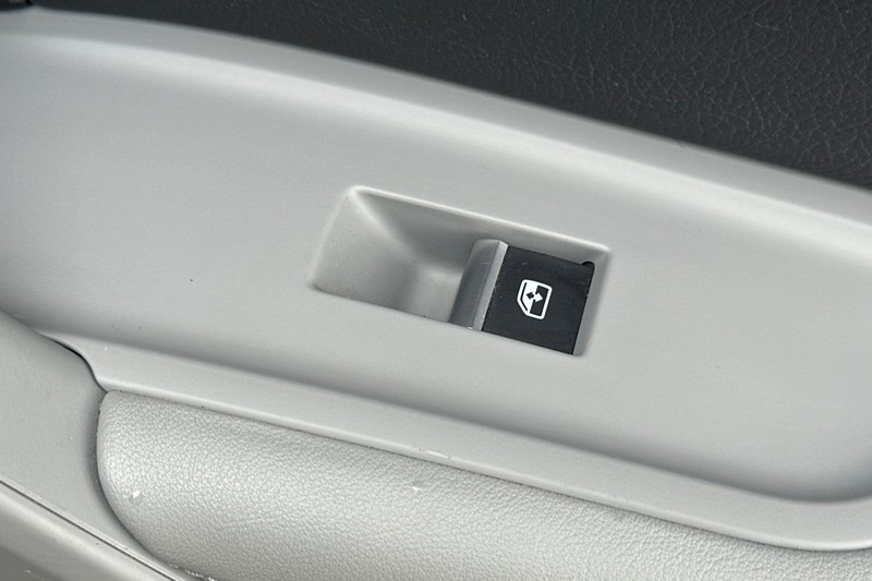 Audi Q5 Vehicle Full-screen Gallery Image 22