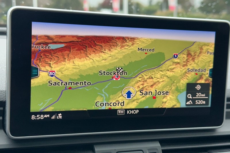 Audi Q5 Vehicle Full-screen Gallery Image 44