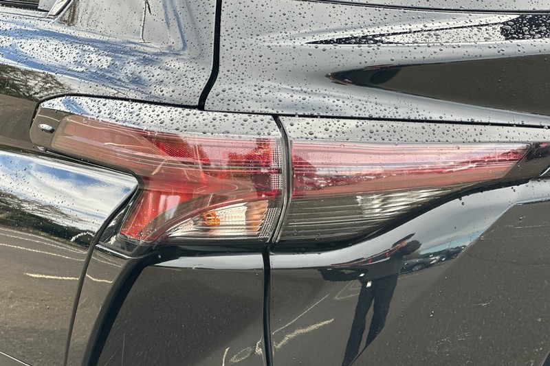 Toyota Sienna Vehicle Full-screen Gallery Image 48